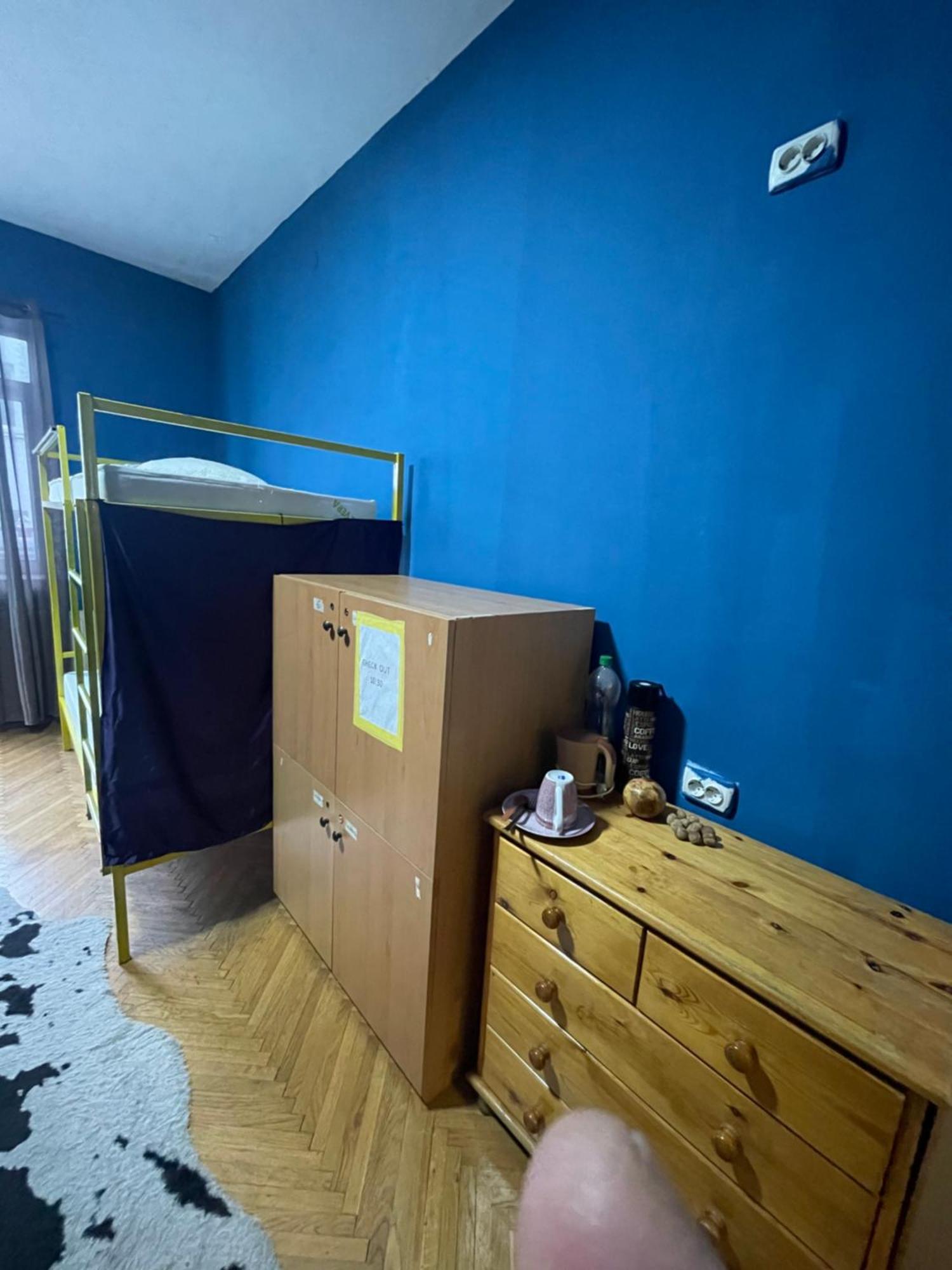 Newborn Center Hostel All Day Free Coffee 普里什蒂纳 外观 照片